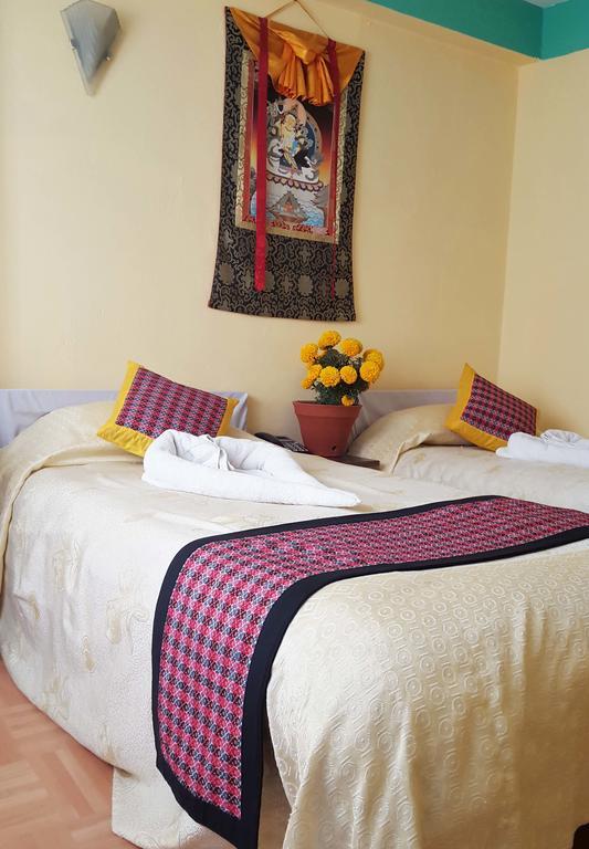 Simrika Homes Bed And Breakfast Katmandu Rom bilde