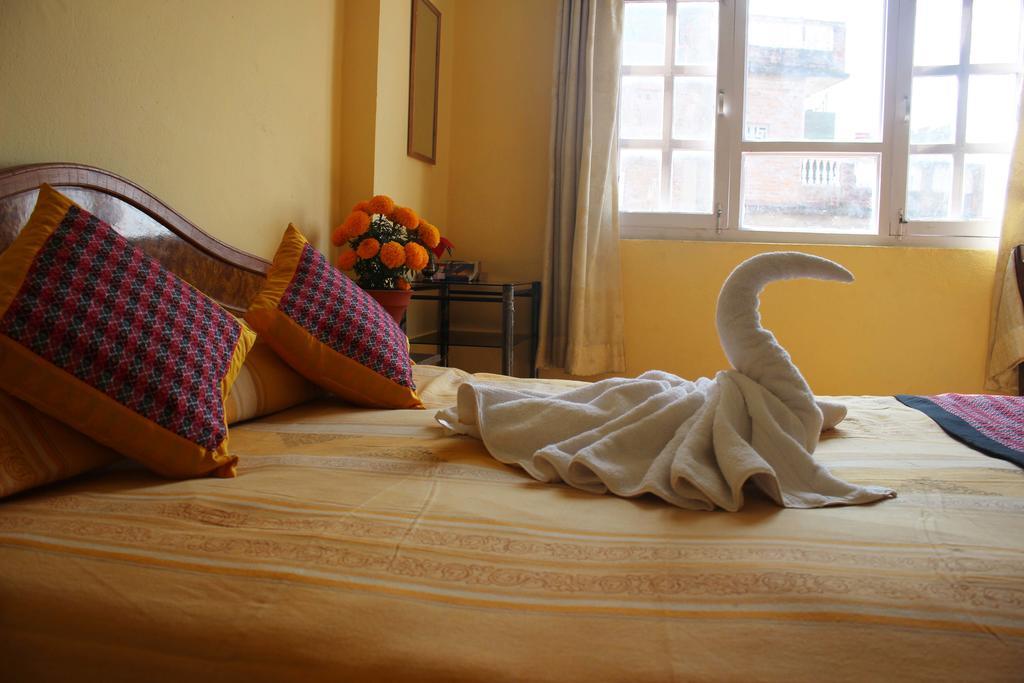Simrika Homes Bed And Breakfast Katmandu Rom bilde